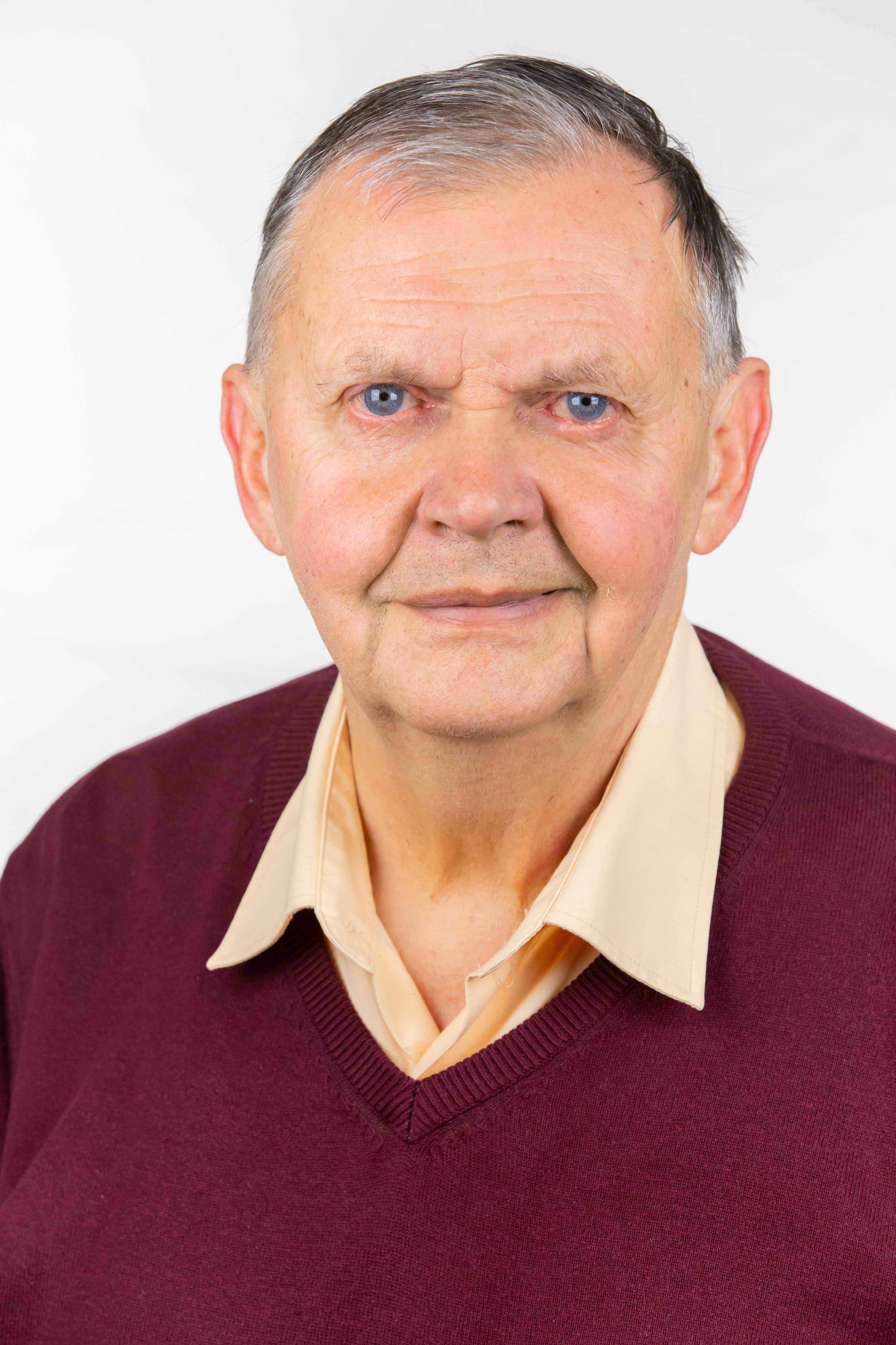 WK 2 9. Dr.Berhard Kuhn (GR) Diplom-Geologe in Rente