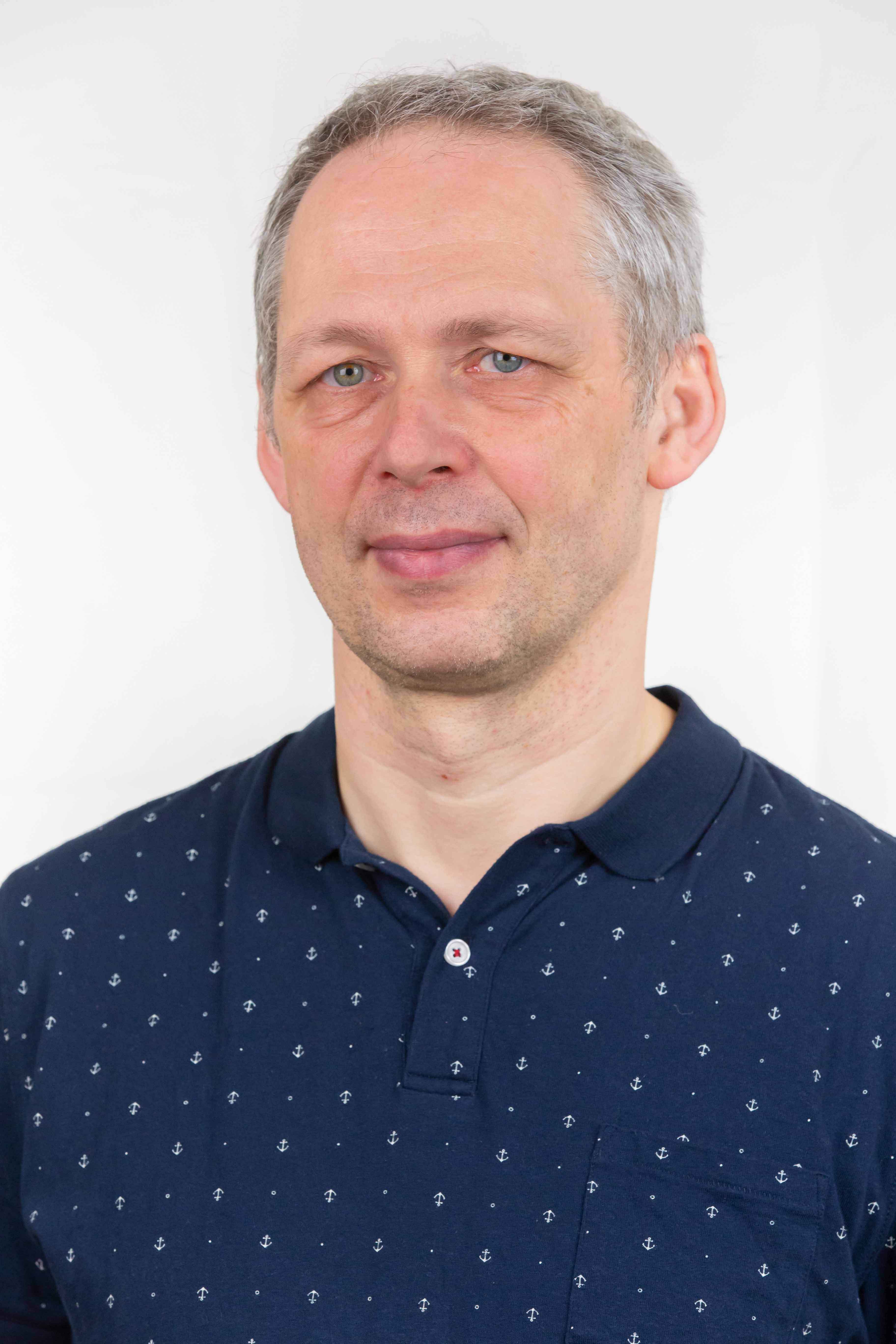 Peter Peries